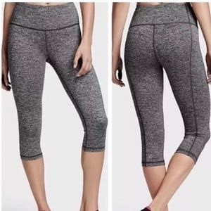 Victoria Secret Secret Knock Out Cropped Leggings